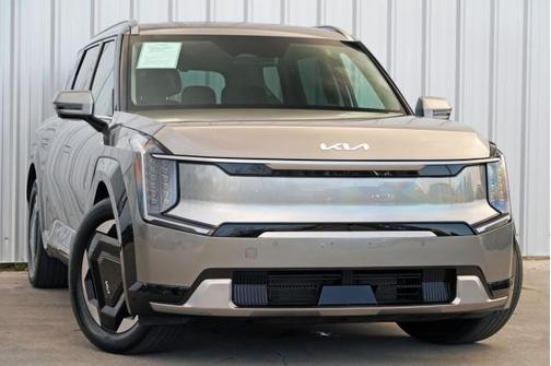 2024 Kia EV9 Land