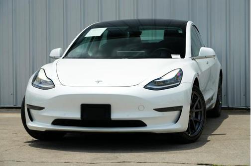 2020 Tesla Model 3 Standard Range Plus