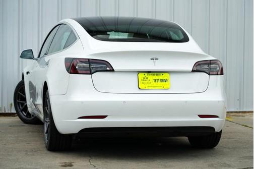 2020 Tesla Model 3 Standard Range Plus