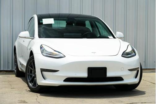 2020 Tesla Model 3 Standard Range Plus