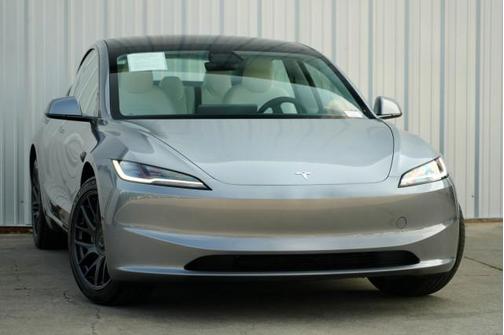 2025 Tesla Model 3 Long Range