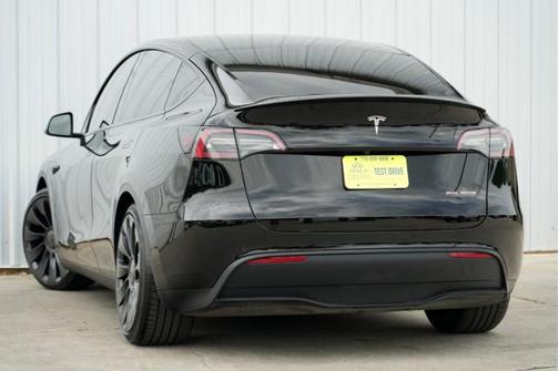 2022 Tesla Model Y Performance Dual Motor All-Wheel Drive