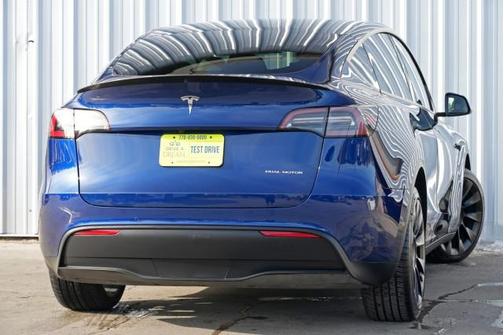 2021 Tesla Model Y Long Range Dual Motor All-Wheel Drive