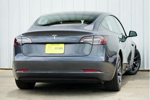 2023 Tesla Model 3 Standard Range