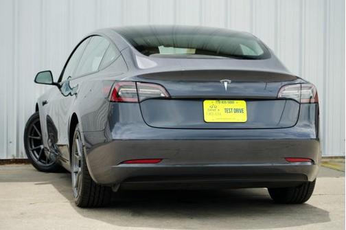2023 Tesla Model 3 Standard Range