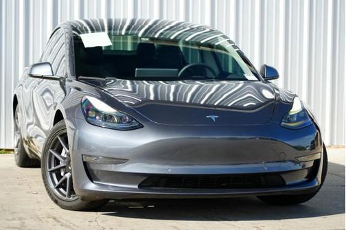 2022 Tesla Model 3 Standard Range