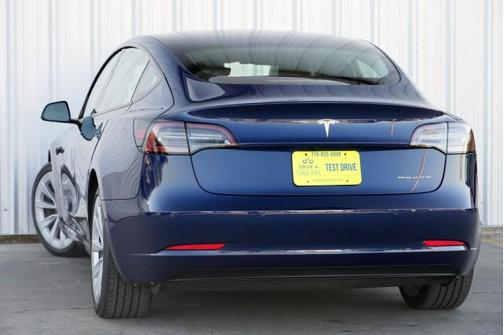 2022 Tesla Model 3 Long Range