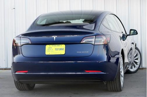 2022 Tesla Model 3 Long Range