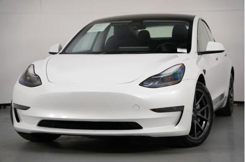 2023 Tesla Model 3 Standard Range