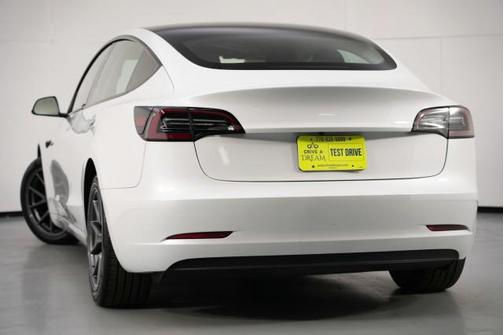 2023 Tesla Model 3 Standard Range