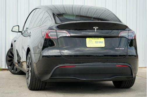 2022 Tesla Model Y Performance Dual Motor All-Wheel Drive