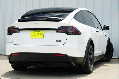 2022 Tesla Model X Plaid Tri Motor All-Wheel Drive