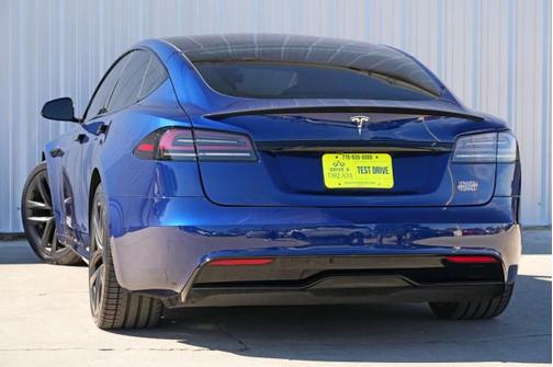 2022 Tesla Model S Plaid