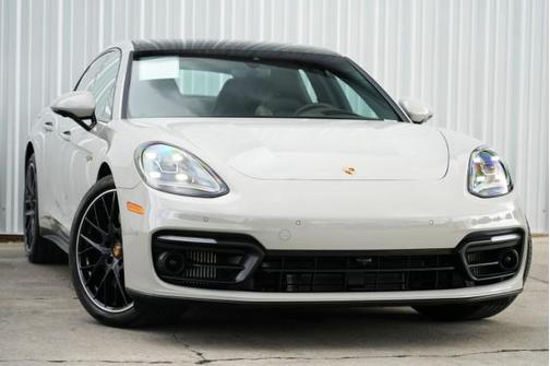 Chalk 2023 Porsche Panamera 4S