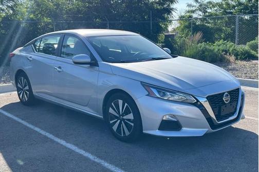 2021 Nissan Altima 2.5 SV