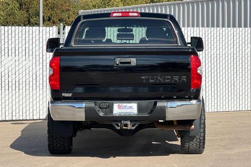 2017 Toyota Tundra SR5