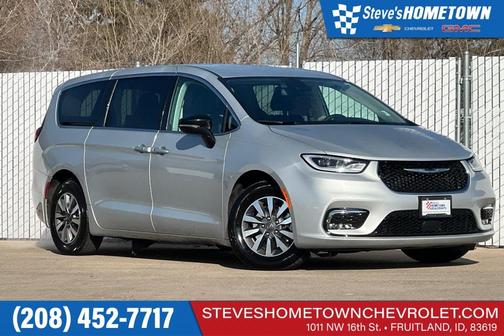 2024 Chrysler Pacifica Hybrid Select