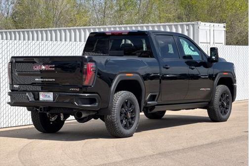 2025 GMC Sierra 2500 AT4