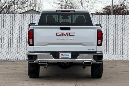 2025 GMC Sierra 1500 SLE