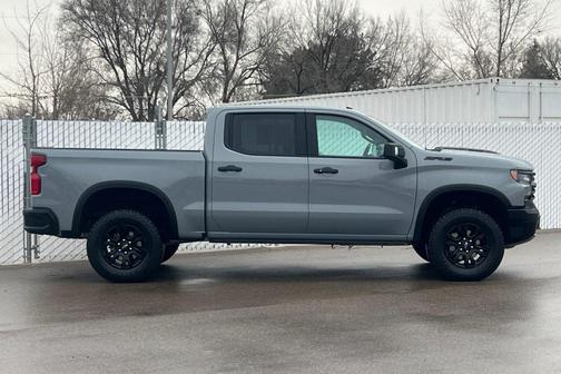 2025 Chevrolet Silverado 1500 ZR2