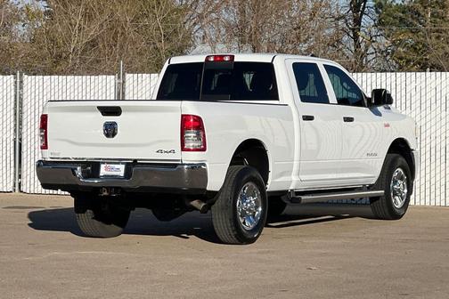 2020 RAM 2500 Tradesman Crew Cab 4X4 6'4' Box
