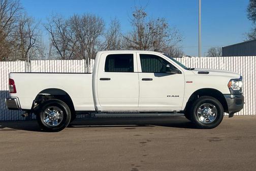 2020 RAM 2500 Tradesman Crew Cab 4X4 6'4' Box