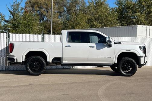 2024 GMC Sierra 3500 Denali