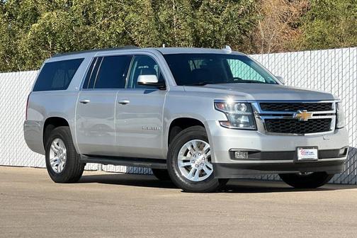 2017 Chevrolet Suburban LT