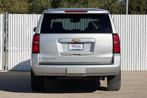 2017 Chevrolet Suburban LT