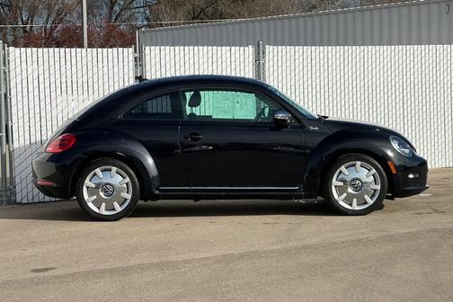 2013 Volkswagen Beetle 2.5L Fender Edition