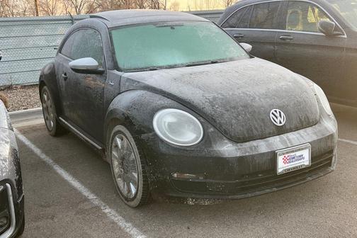 2013 Volkswagen Beetle 2.5L Fender Edition