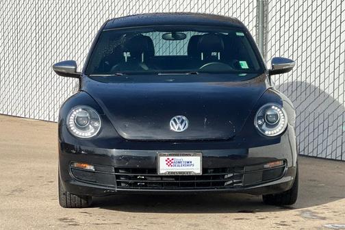 2013 Volkswagen Beetle 2.5L Fender Edition