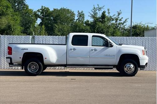 2014 GMC Sierra 3500 Denali