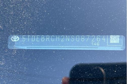 2022 Toyota Highlander Hybrid Platinum
