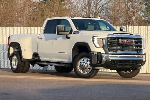 2026 GMC Sierra 3500 SLT