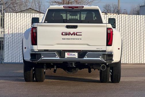 2026 GMC Sierra 3500 SLT