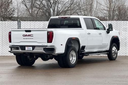 2026 GMC Sierra 3500 SLT