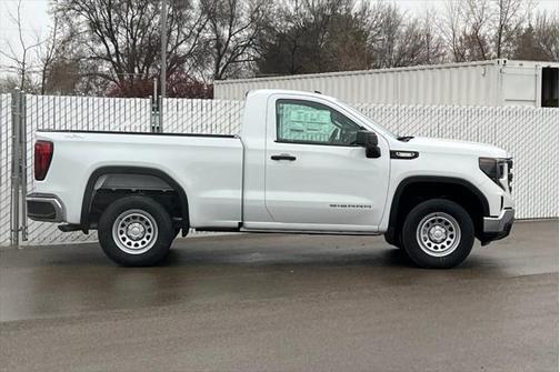 2025 GMC Sierra 1500 Pro