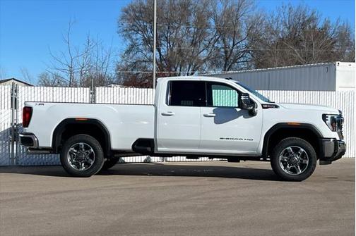 2025 GMC Sierra 2500 SLE