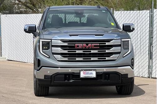 2025 GMC Sierra 1500 SLE