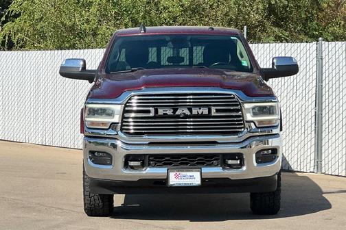 2021 RAM 3500 Laramie Crew Cab 4x4 8' Box