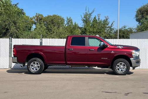 2021 RAM 3500 Laramie Crew Cab 4x4 8' Box
