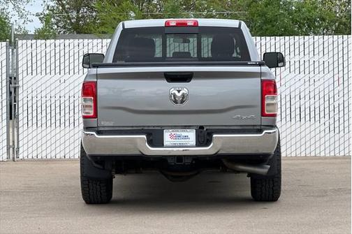 2020 RAM 2500 Tradesman Crew Cab 4X4 6'4' Box
