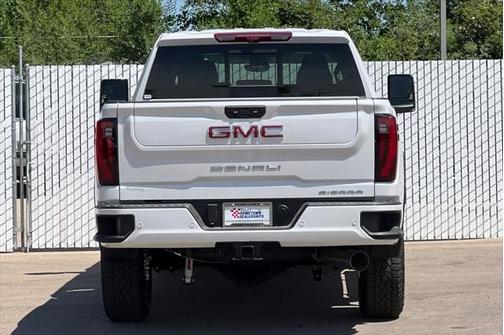 2025 GMC Sierra 2500 Denali