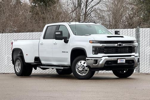 2026 Chevrolet Silverado 3500 LT