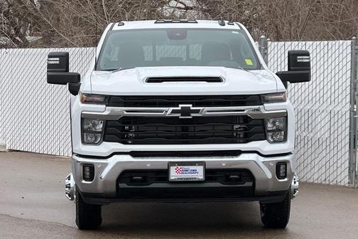 2026 Chevrolet Silverado 3500 LT