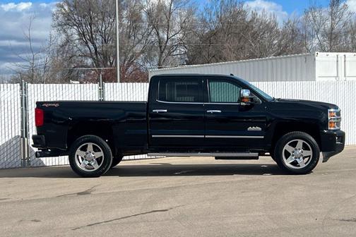 2016 Chevrolet Silverado 2500 High Country