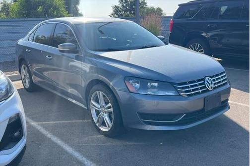 2014 Volkswagen Passat 2.0L TDI DSG SE w/Sunroof
