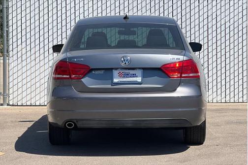 2014 Volkswagen Passat 2.0L TDI DSG SE w/Sunroof