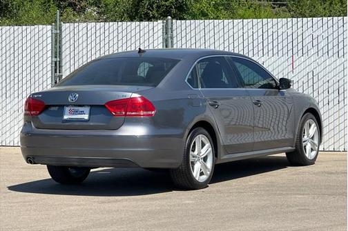 2014 Volkswagen Passat 2.0L TDI DSG SE w/Sunroof